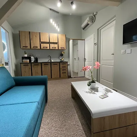 Fantasia מלון דירות 3*