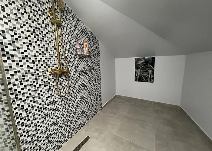 Fantasia 3* Bukarest